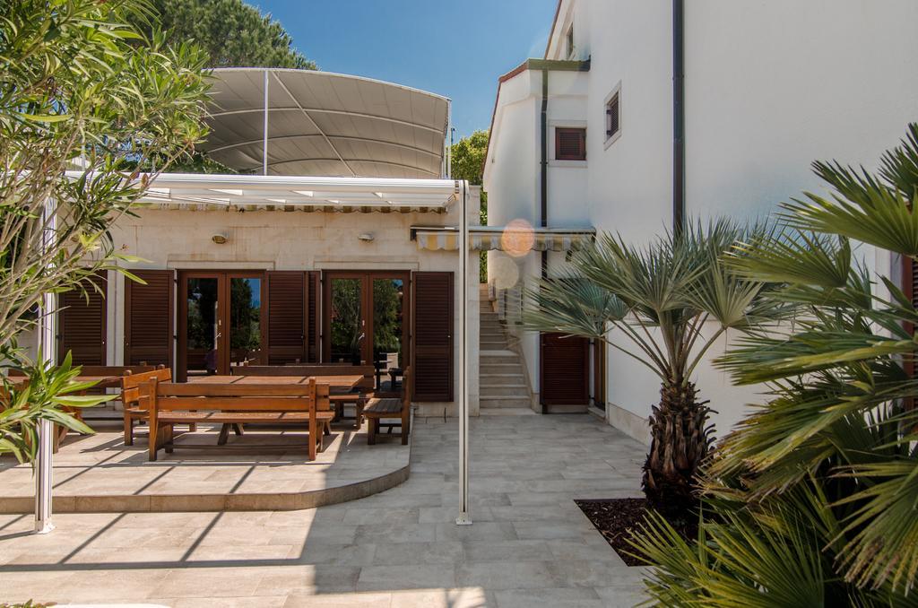 נייביצה Apartmani Alice מראה חיצוני תמונה